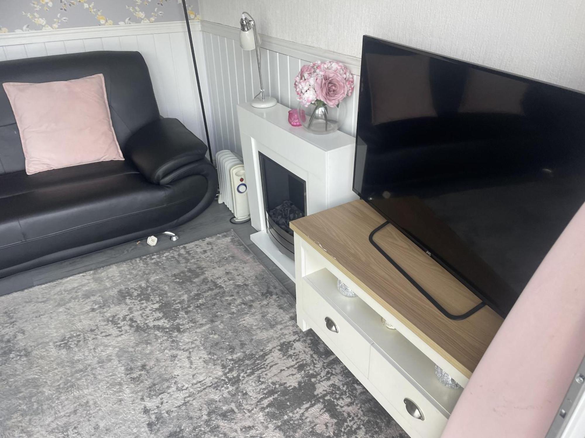 Charming Chalet Nestled In Heart Of Clarach Bay 애버리스트위스 외부 사진